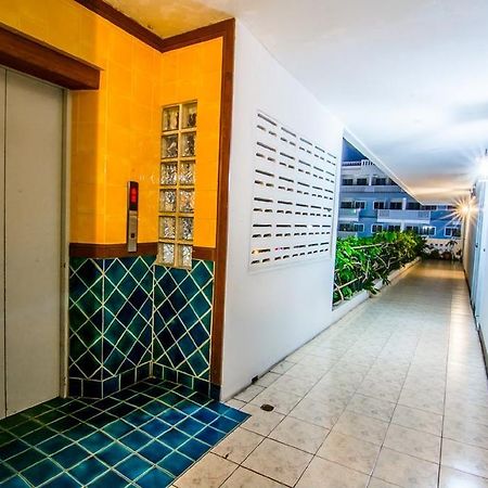 Sutus Court 4 Hotel Pattaya Eksteriør billede